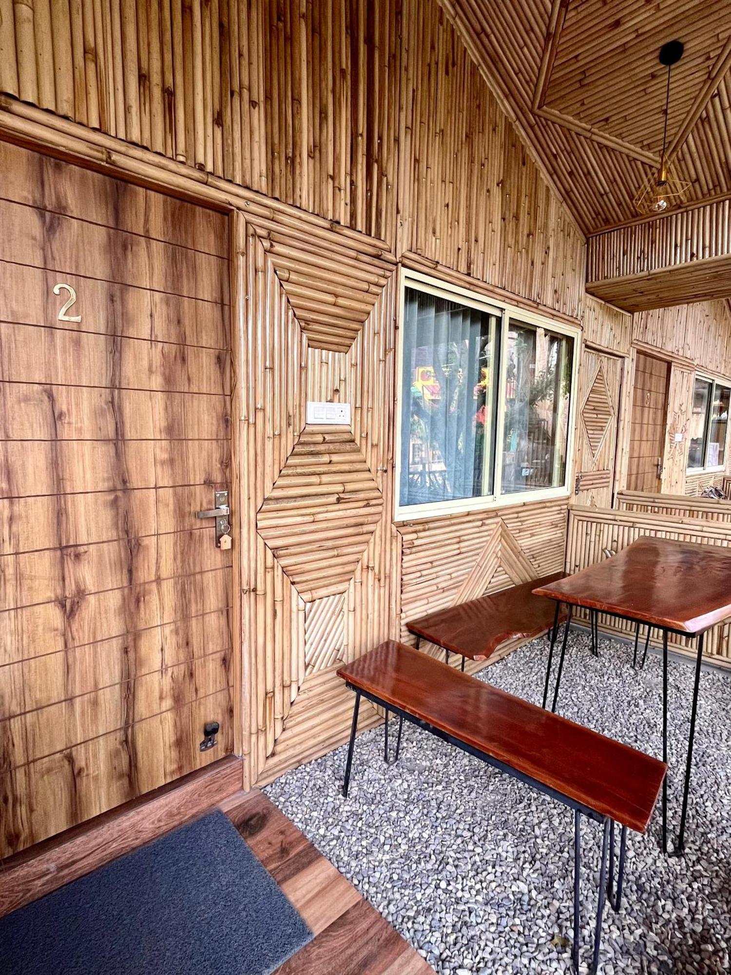 רישיקש Bamboo Garden Cottages And Cafe מראה חיצוני תמונה